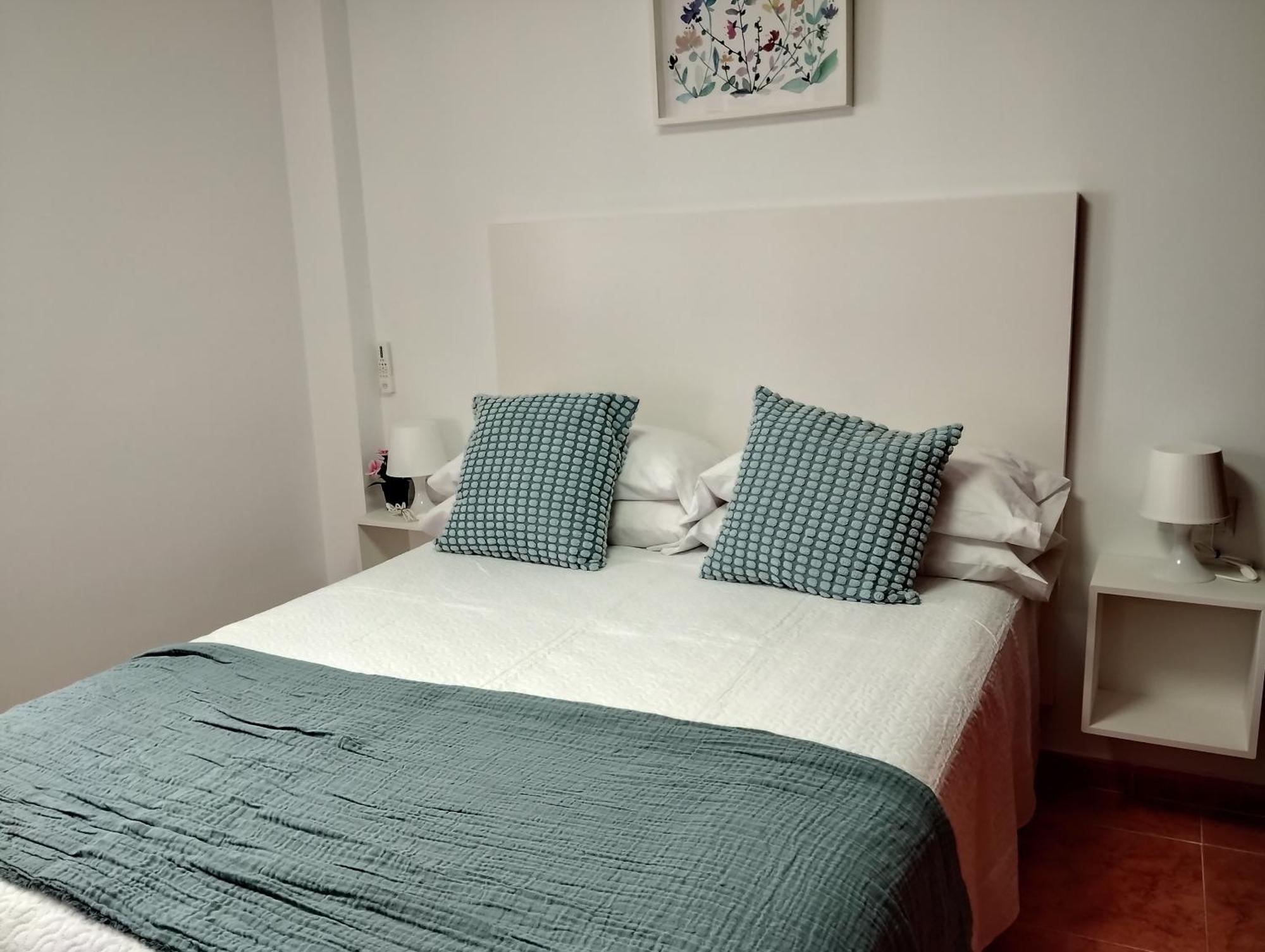 Apartamento Lidia Planta 1, La Carihuela 1ª Linea Playa, Vistas Mar, 1 Dormitorio, 52 M2, 1-3 Huesped, Amplio Balcon, Wifi Torremolinos Esterno foto